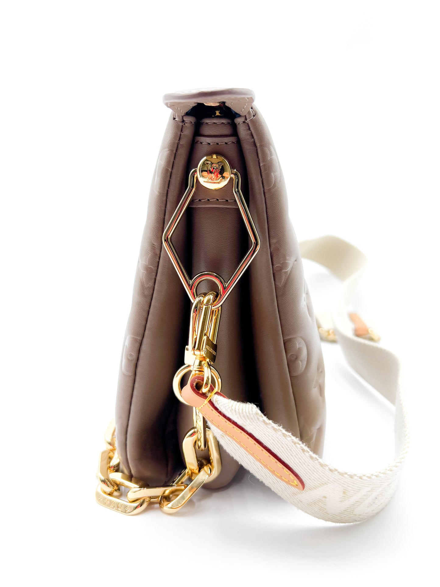 Louis Vuitton Coussin PM Taupe Lamb