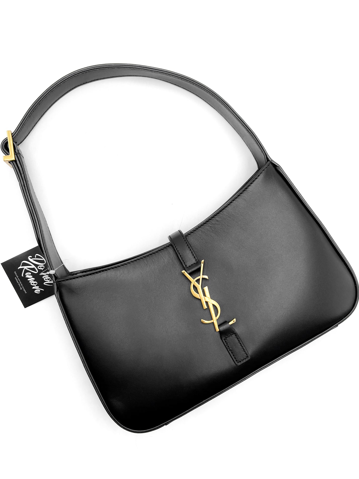 Saint Laurent Le 5 à 7 in smooth leather
