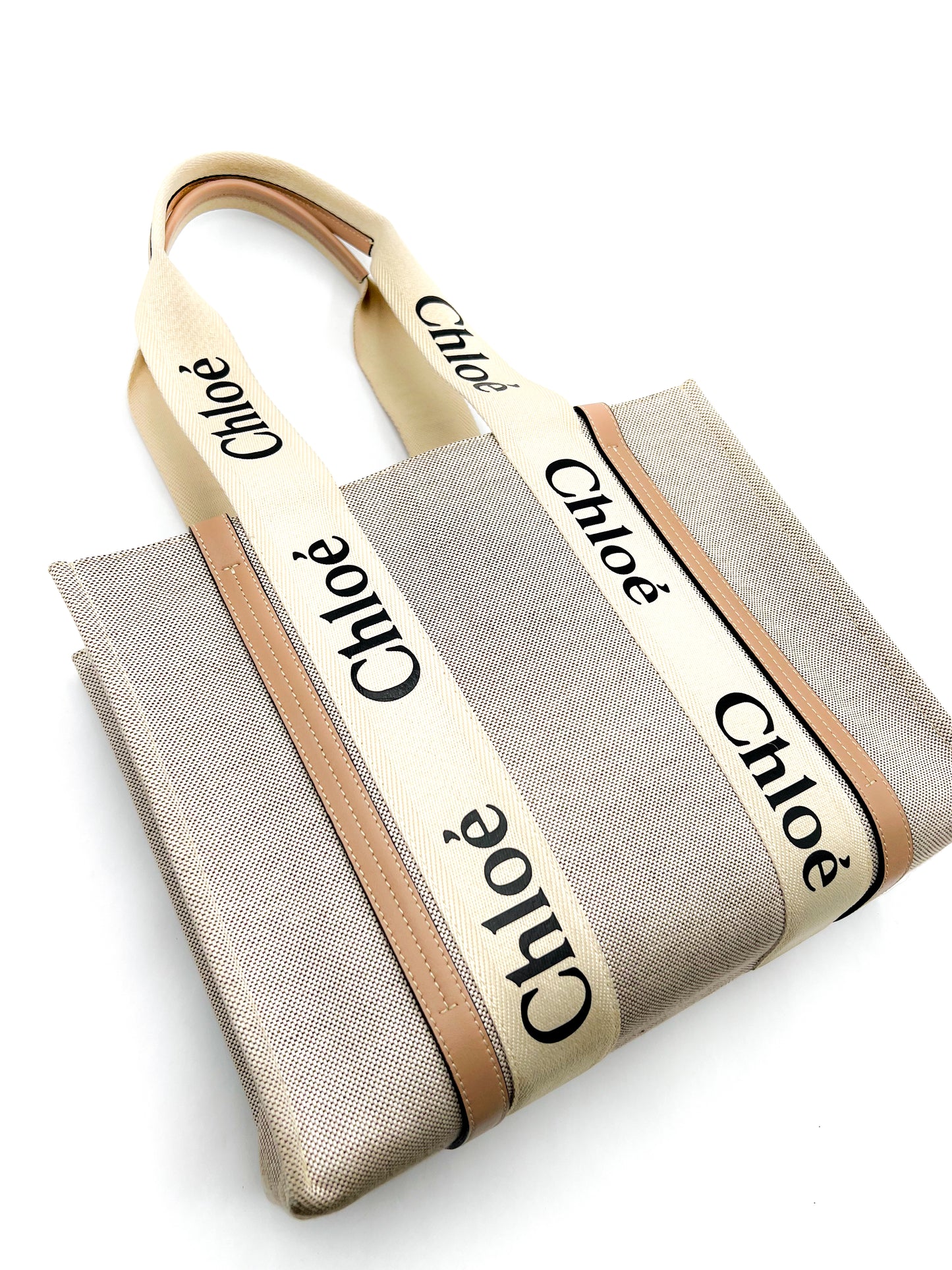 Chloé Medium Woody Tote Bag Biscotti Beige