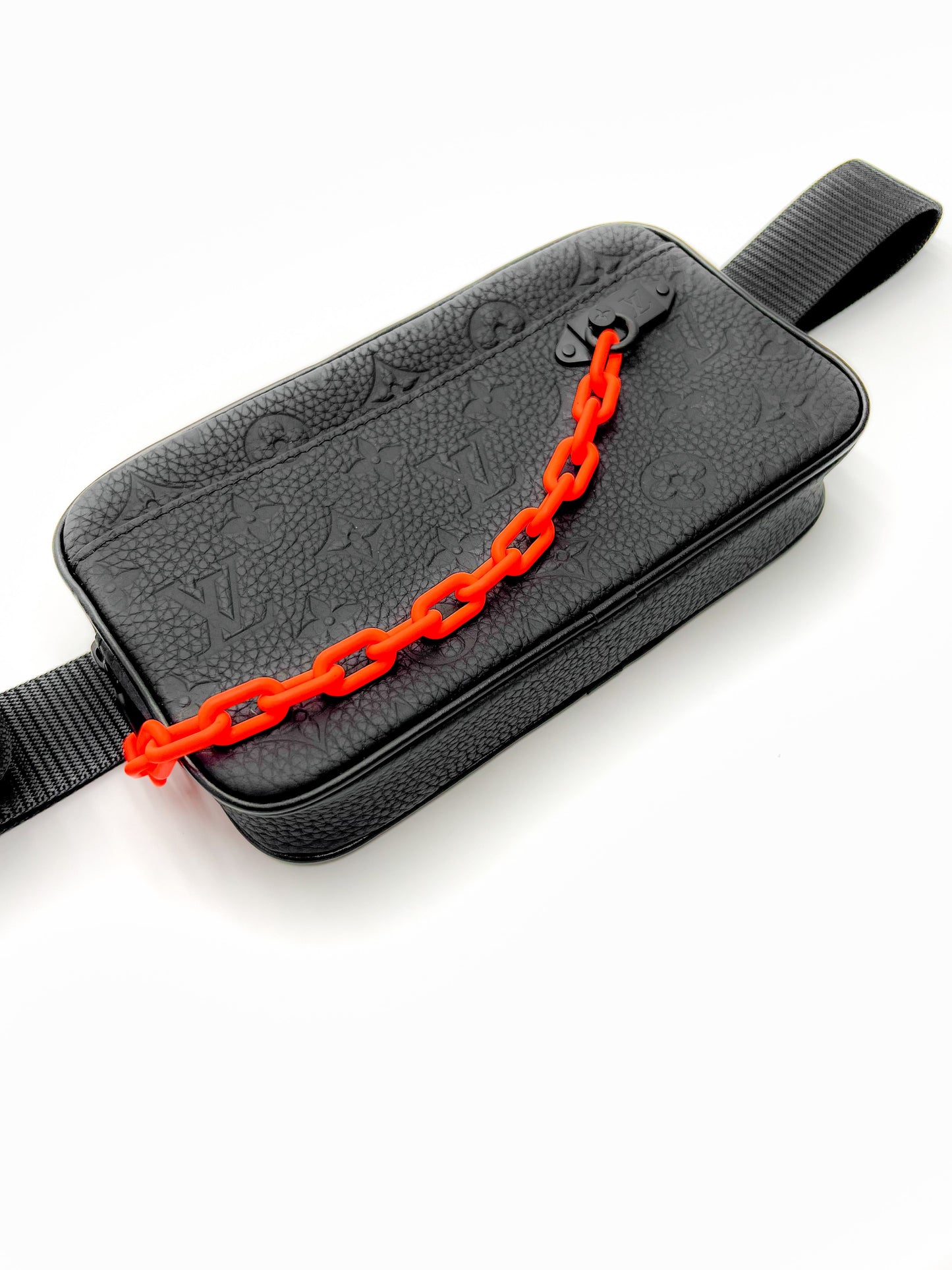 Louis Vuitton Monogram Black Taurillon Monogram Uniformes Solar Ray Soft Pochette