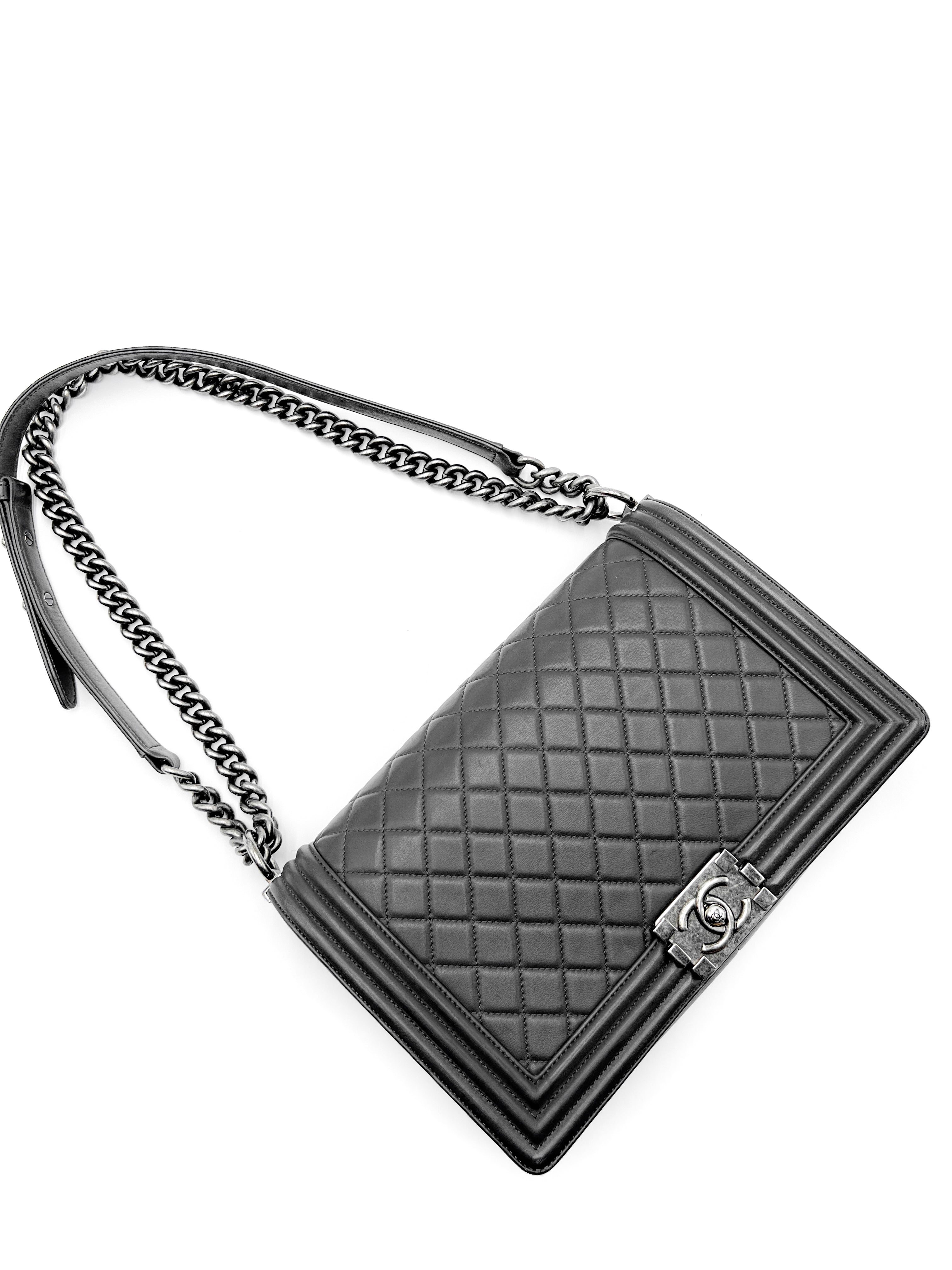 New boy sale bag chanel