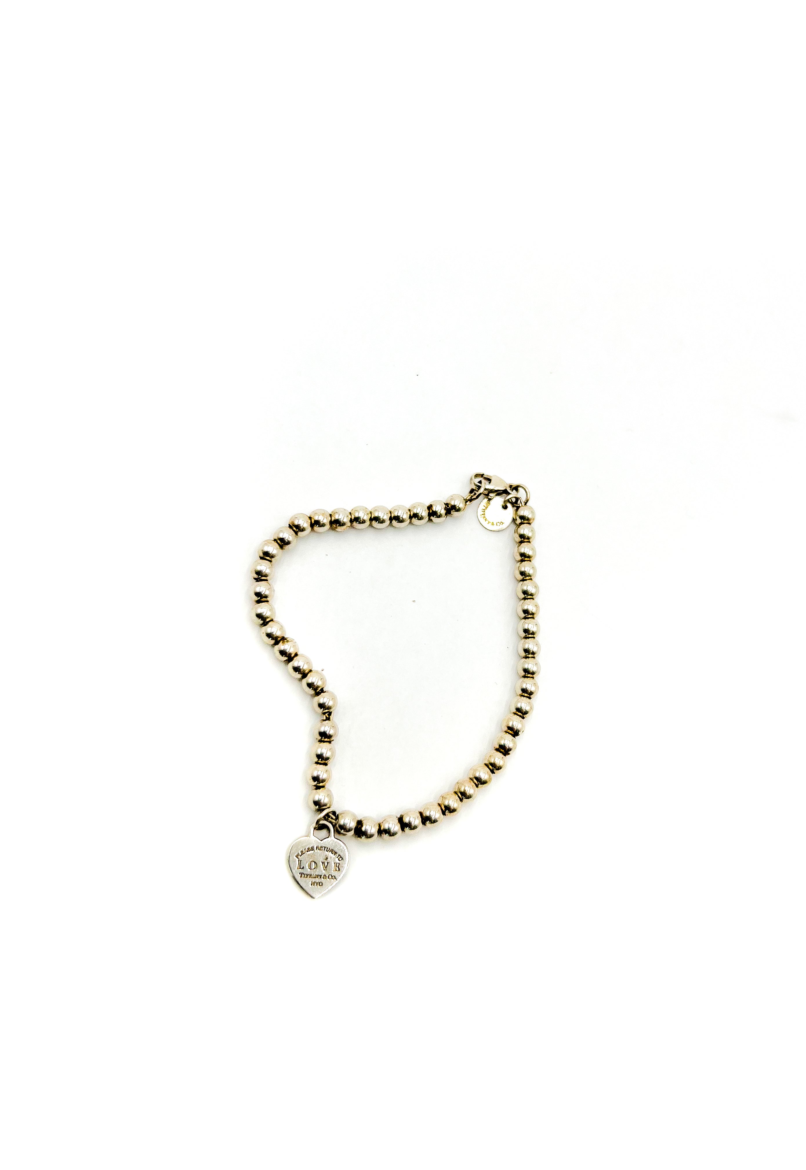 Love heart tag hot sale bead bracelet