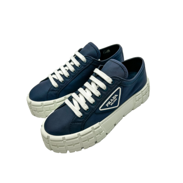 Prada logo 2025 platform sneaker